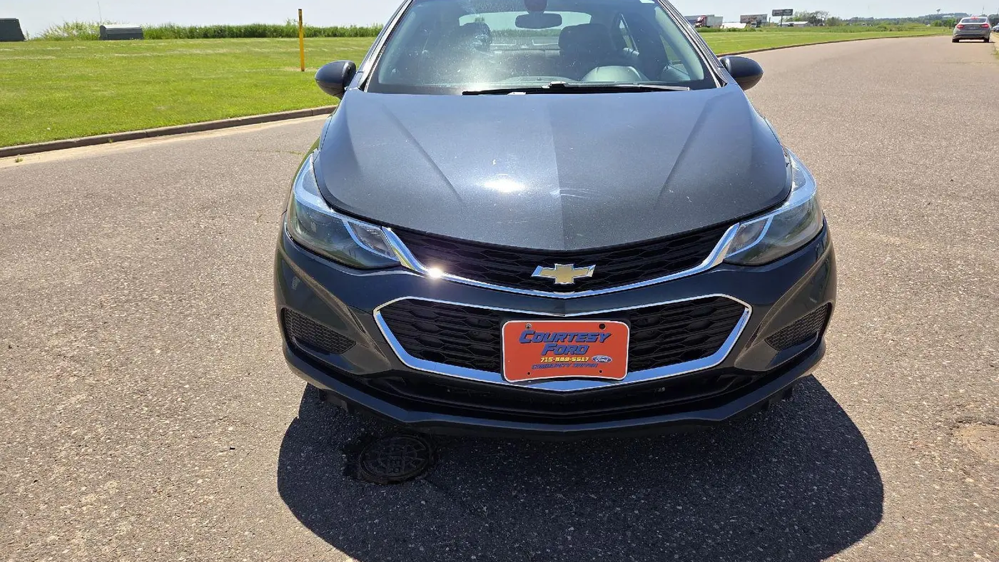 2017 Chevrolet Cruze LT Auto