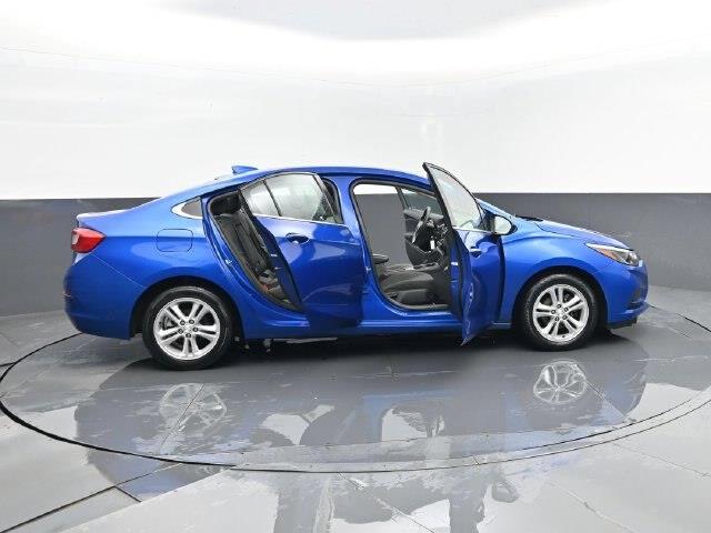 2018 Chevrolet Cruze - $9,322