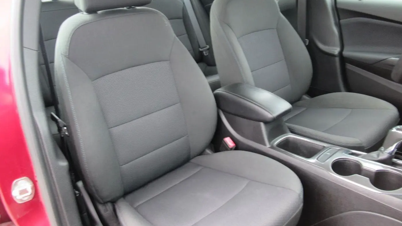 2018 Chevrolet Cruze LT Auto