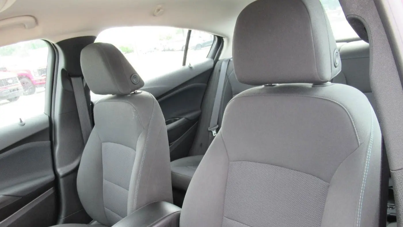 2018 Chevrolet Cruze LT Auto