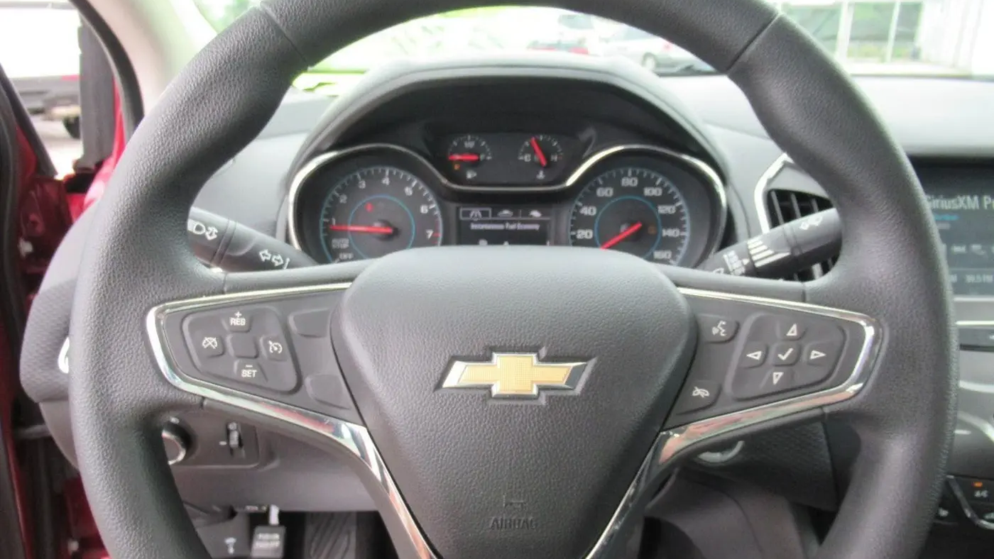 2018 Chevrolet Cruze LT Auto