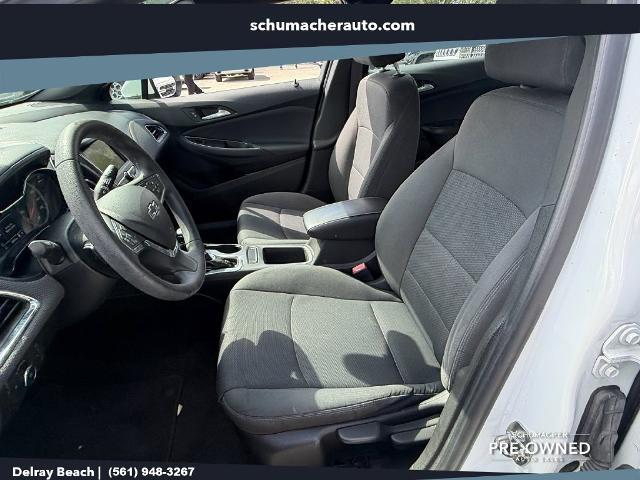 2019 Chevrolet Cruze - $10,998