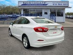 2017 Cruze Thumbnail 4