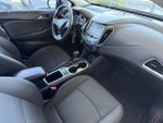 2018 Cruze Thumbnail 15
