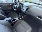 2018 Cruze Thumbnail 15