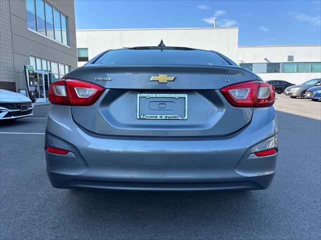 2018 Chevrolet Cruze - $10,900