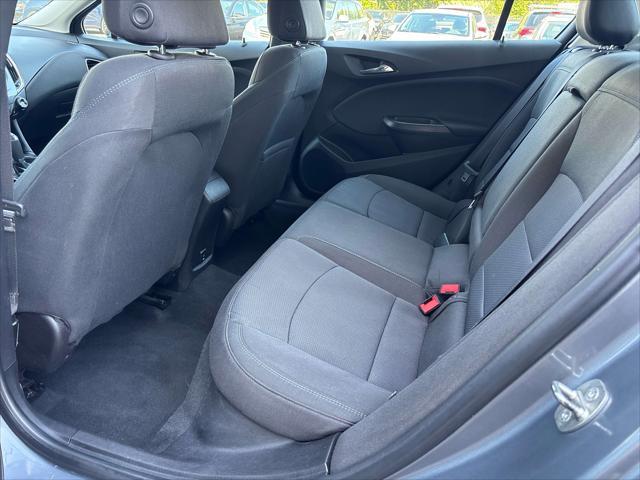 2018 Chevrolet Cruze - $10,900
