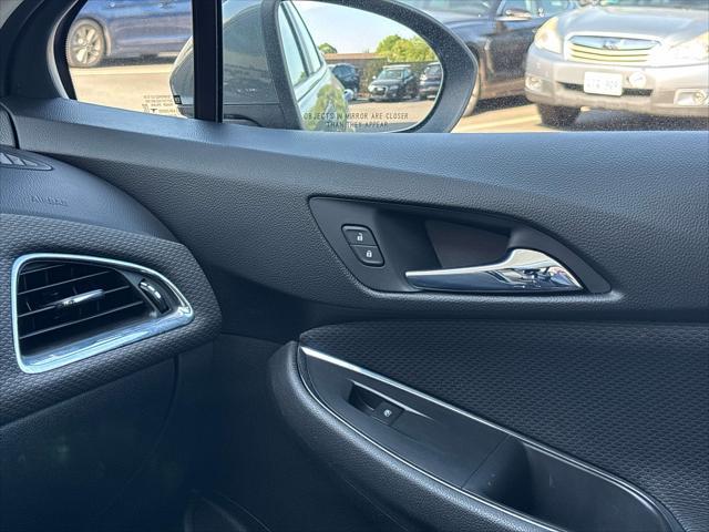 2018 Chevrolet Cruze - $10,900