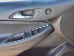 2017 Cruze Thumbnail 17