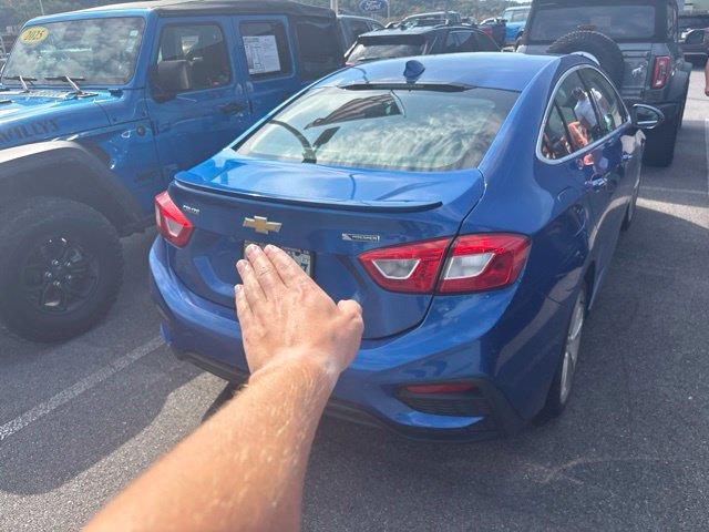 2018 Chevrolet Cruze - $12,142