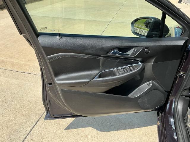 2016 Chevrolet Cruze - $10,996