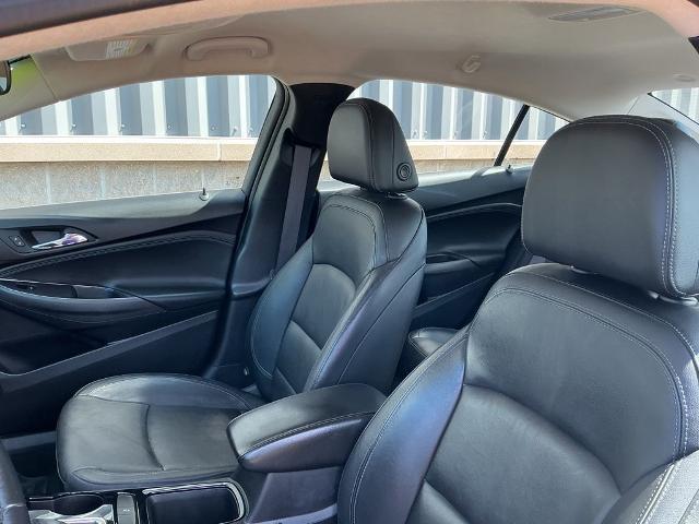 2016 Chevrolet Cruze - $10,996