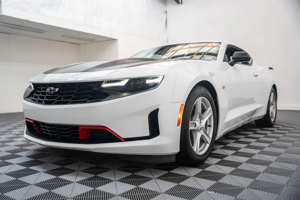 2023 Chevrolet Camaro - $17,000