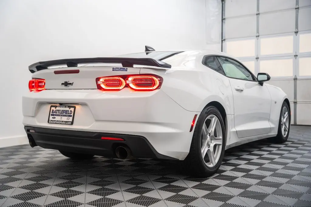 2023 Chevrolet Camaro - $17,000