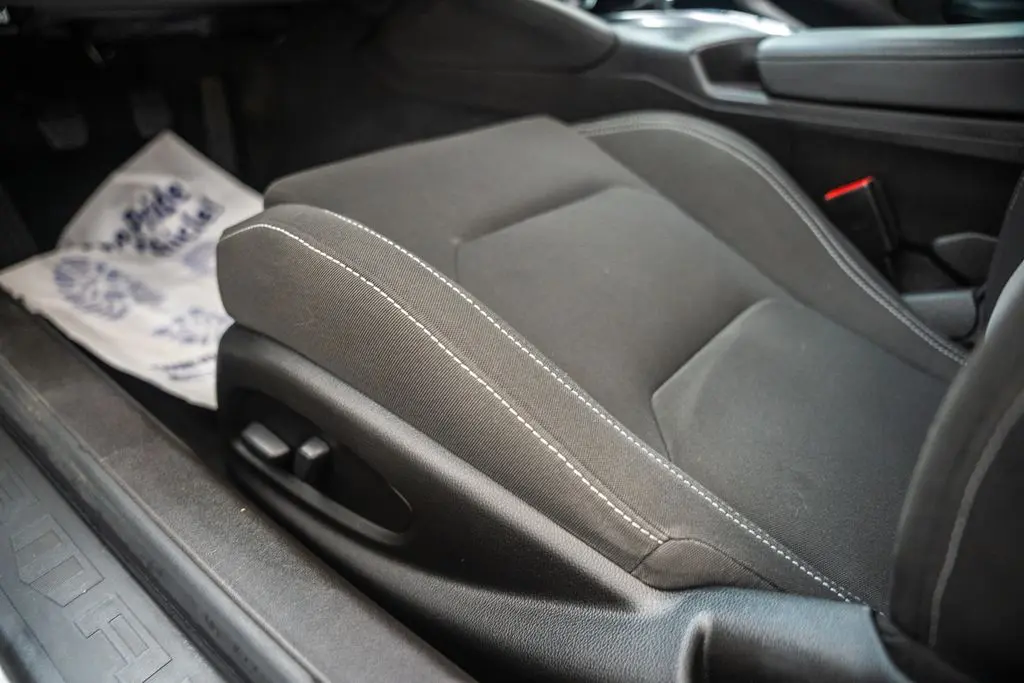 2023 Chevrolet Camaro - $17,000