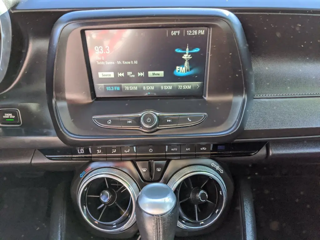 2016 Chevrolet Camaro - $16,995