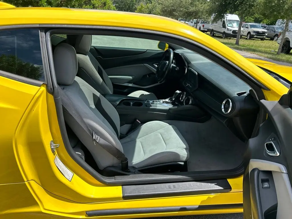 2018 Chevrolet Camaro - $13,495