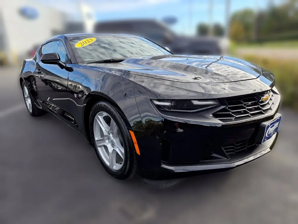 2023 Chevrolet Camaro - $25,983
