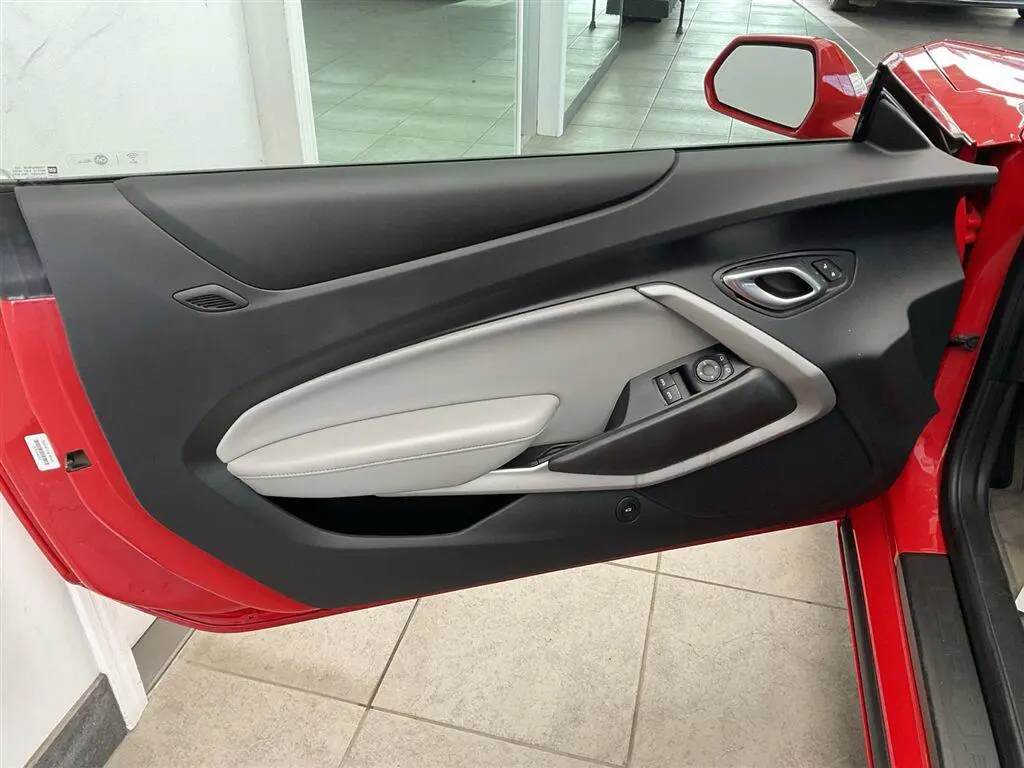 2018 Chevrolet Camaro - $16,995