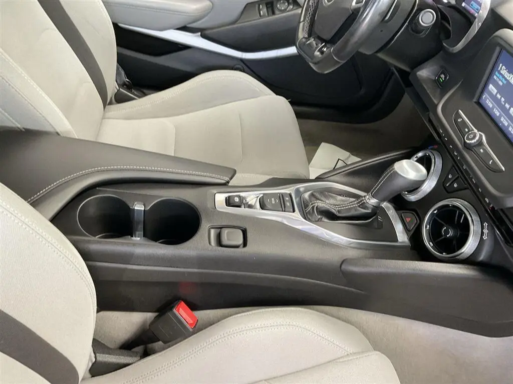 2018 Chevrolet Camaro - $16,995