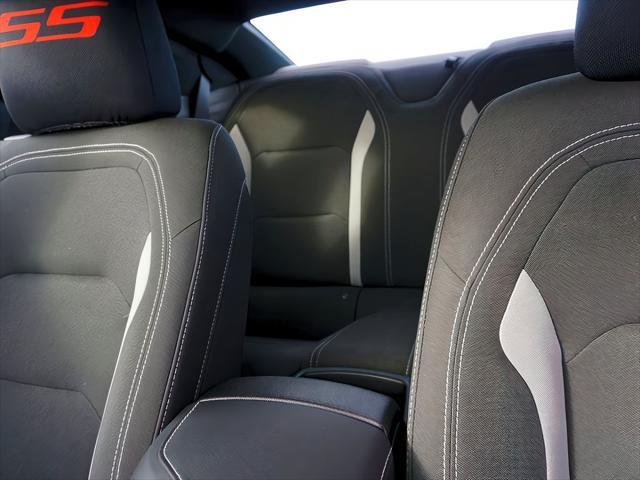 2022 Chevrolet Camaro - $43,199