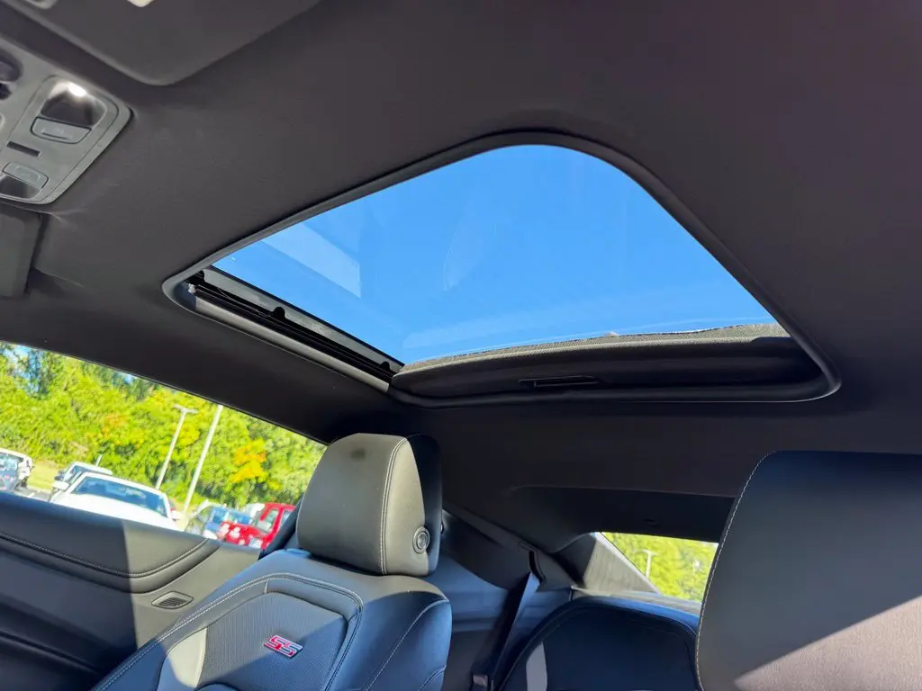 2016 Chevrolet Camaro - $31,565