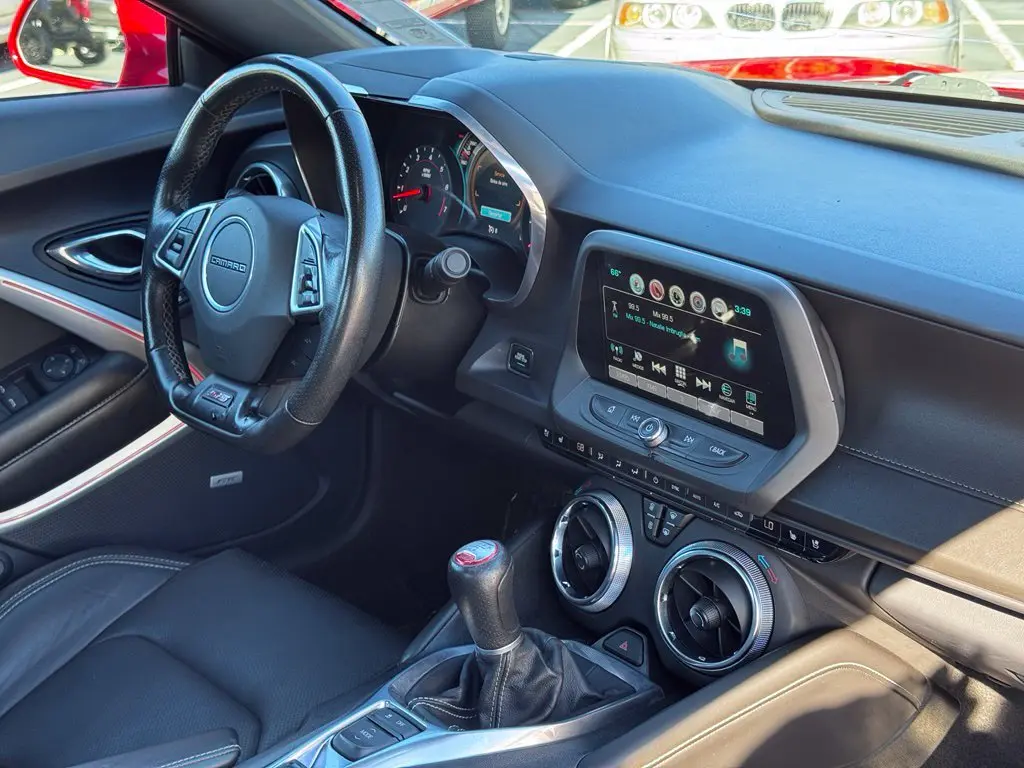 2016 Chevrolet Camaro - $31,565
