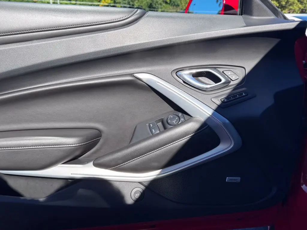 2016 Chevrolet Camaro - $31,565