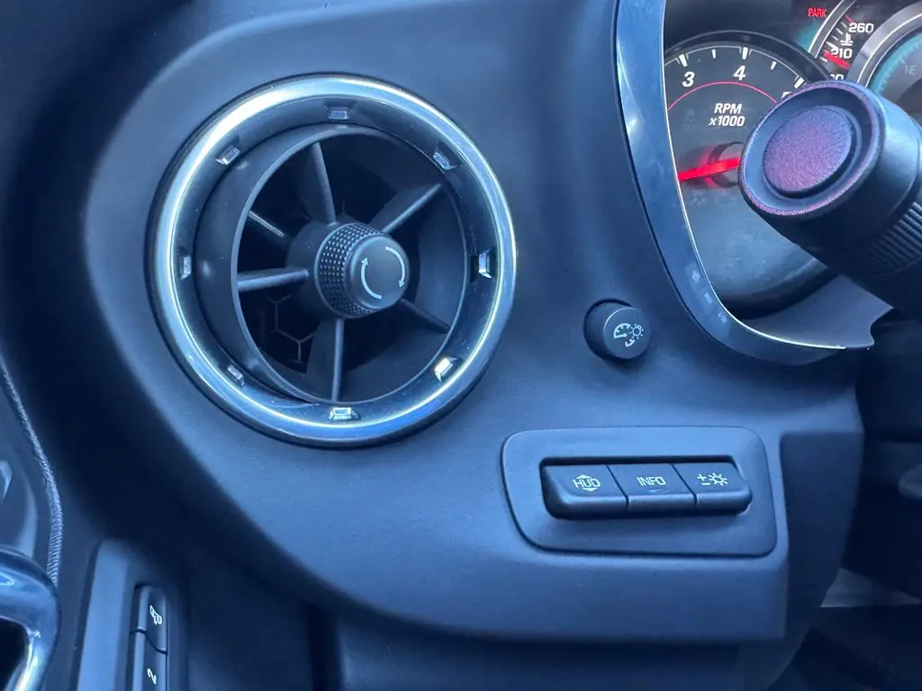 2016 Chevrolet Camaro - $31,565