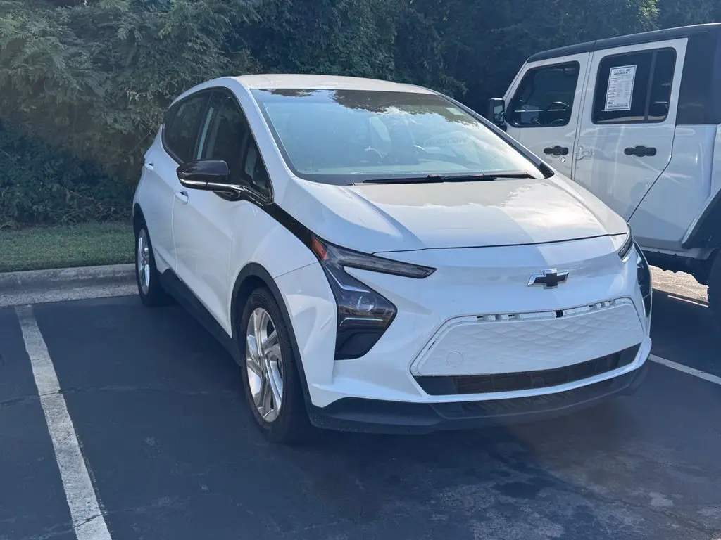 2023 Chevrolet Bolt - $17,000