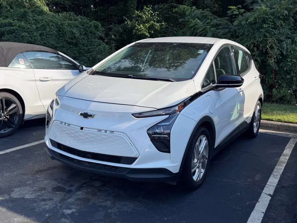 2023 Chevrolet Bolt - $17,000