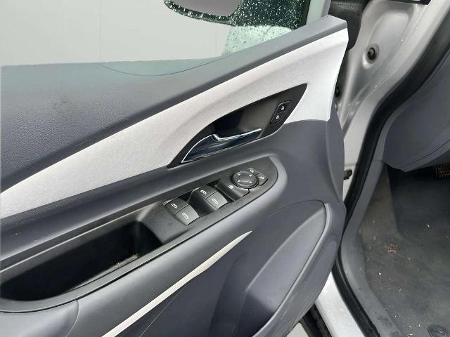 2017 Chevrolet Bolt - $15,971