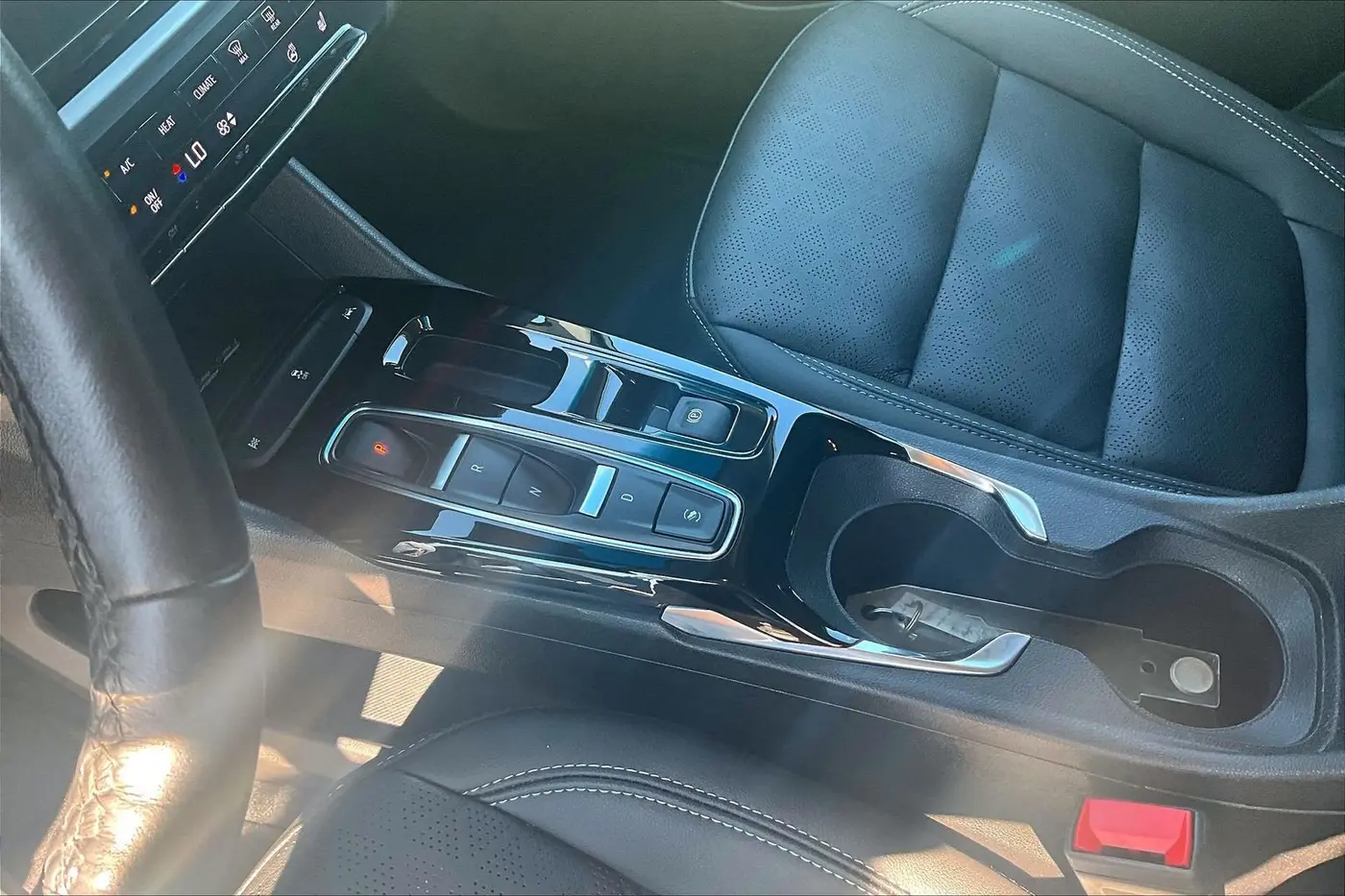 2023 Chevrolet Bolt - $25,700