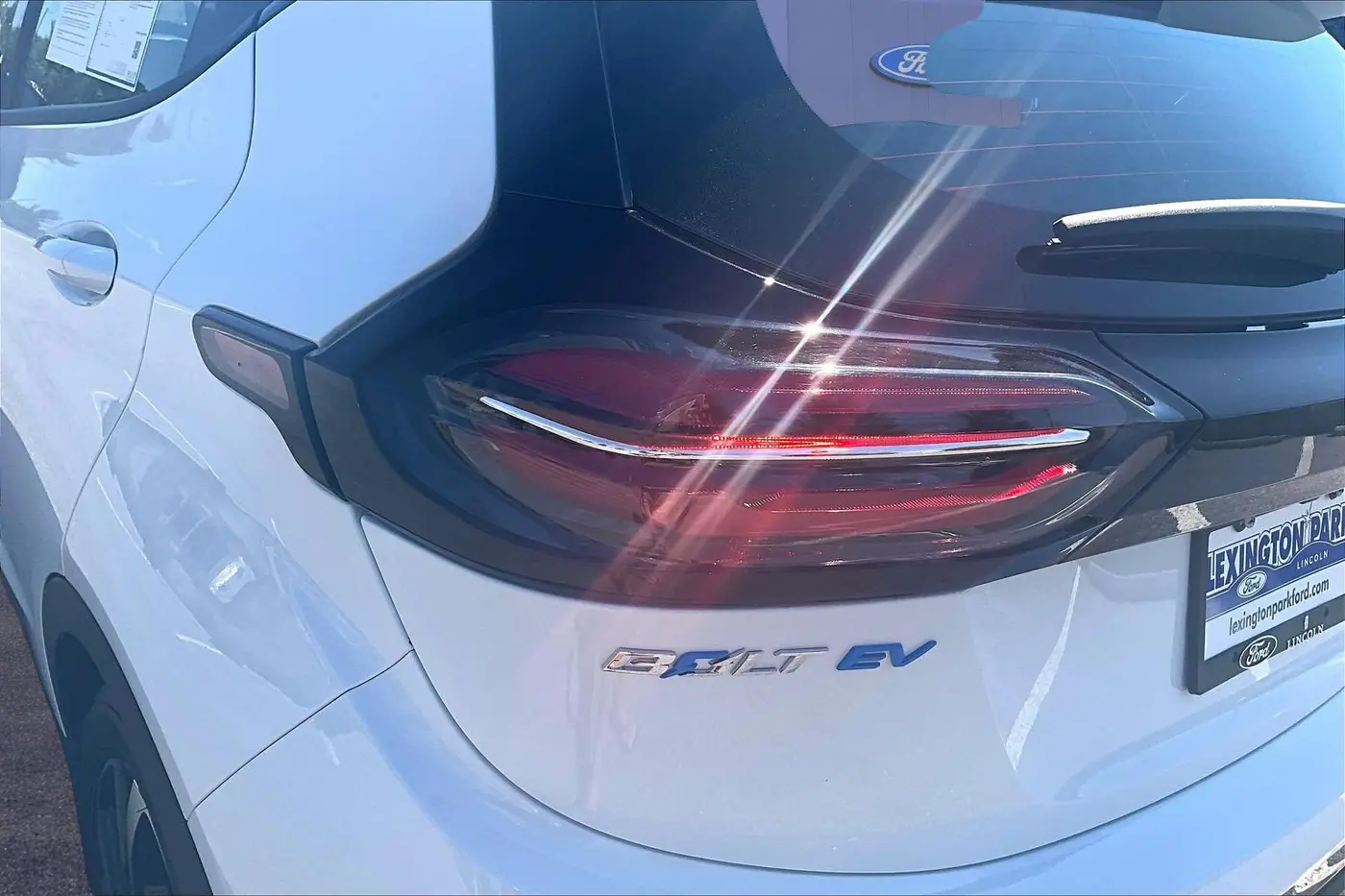 2023 Chevrolet Bolt - $25,700