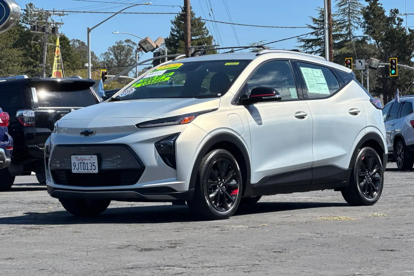 2023 Chevrolet Bolt - $21,900