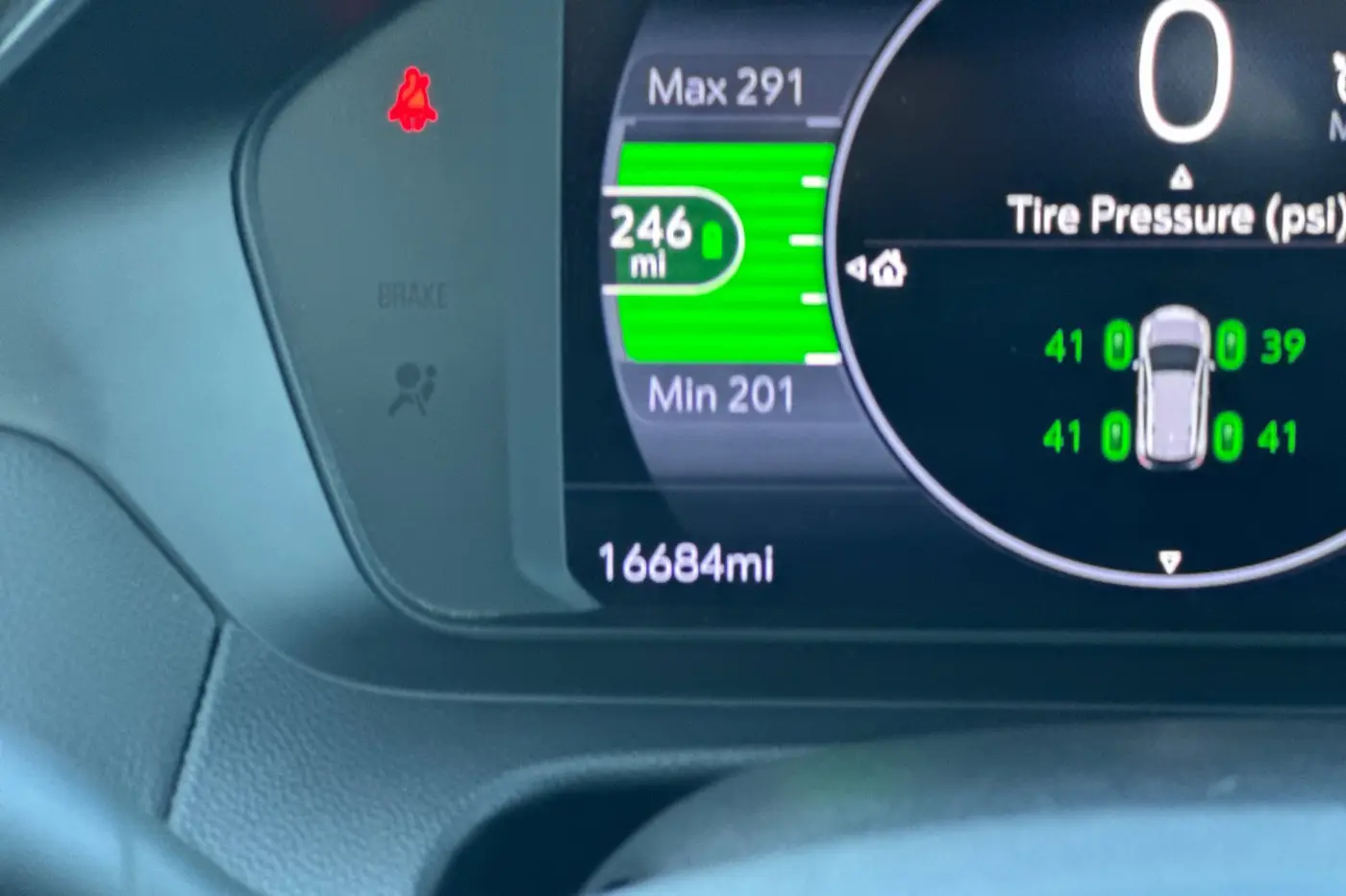 2023 Chevrolet Bolt - $21,900