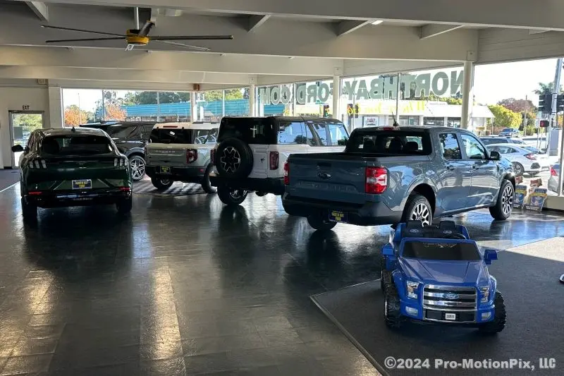 2023 Chevrolet Bolt - $21,900