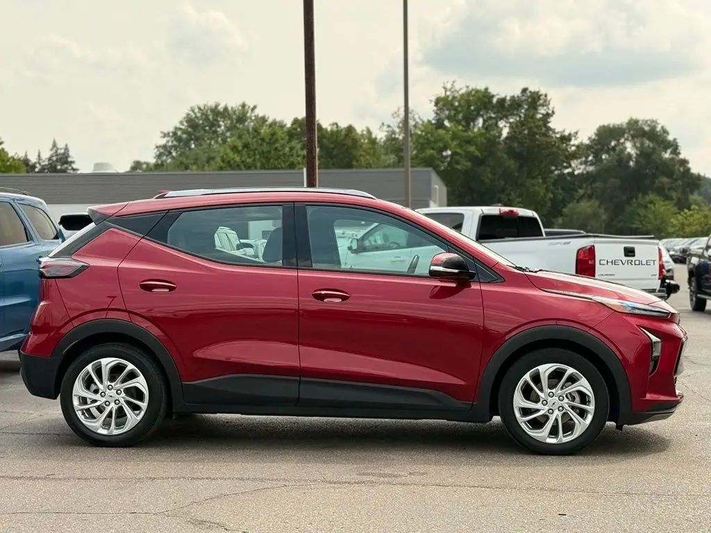 2022 Chevrolet Bolt - $20,000