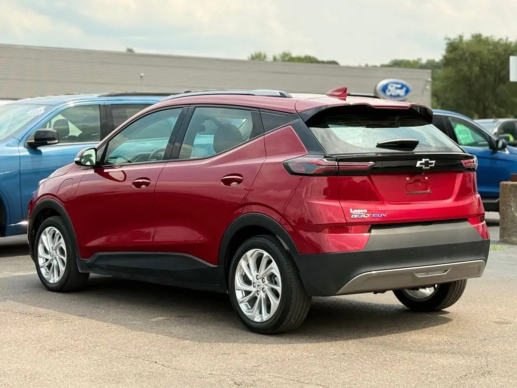 2022 Chevrolet Bolt - $20,000