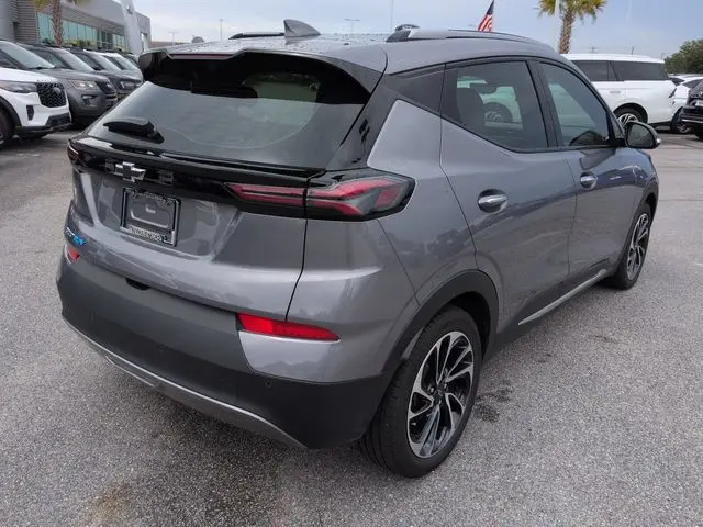 2023 Chevrolet Bolt - $24,997