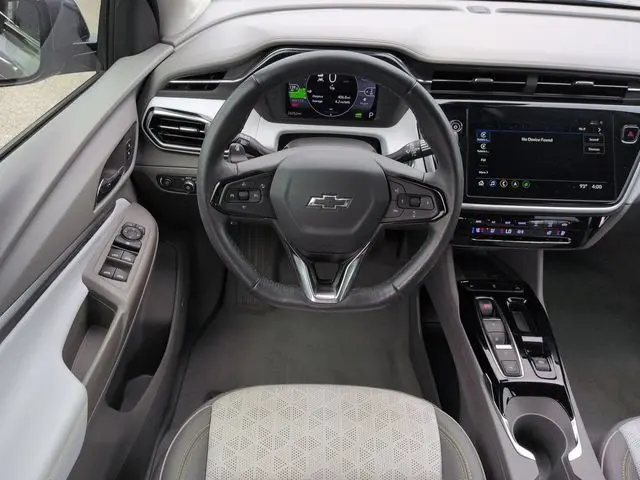 2023 Chevrolet Bolt - $24,997