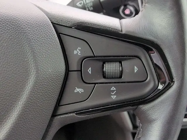 2023 Chevrolet Bolt - $24,997