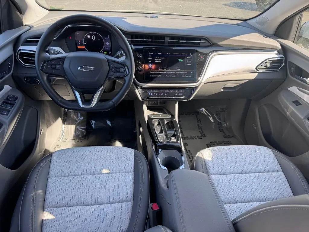 2023 Chevrolet Bolt - $22,000