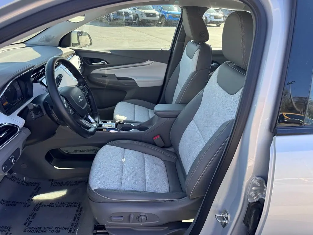 2023 Chevrolet Bolt - $22,000