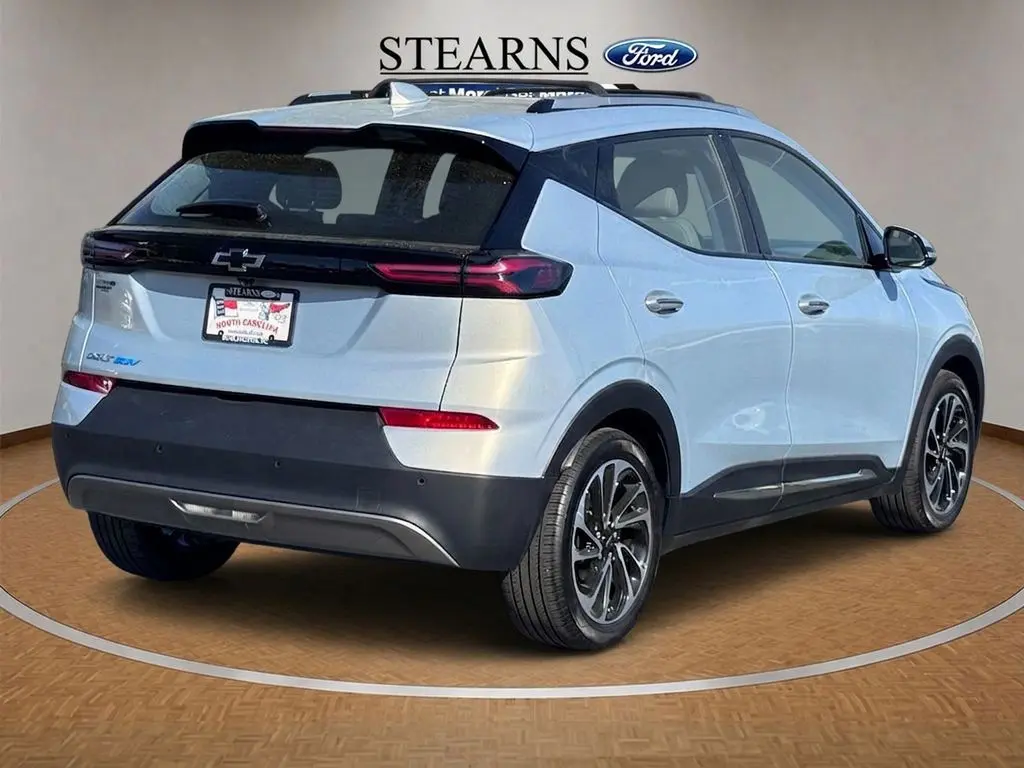 2023 Chevrolet Bolt - $22,000