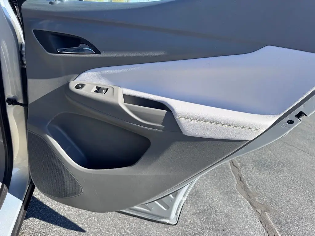 2023 Chevrolet Bolt - $22,000