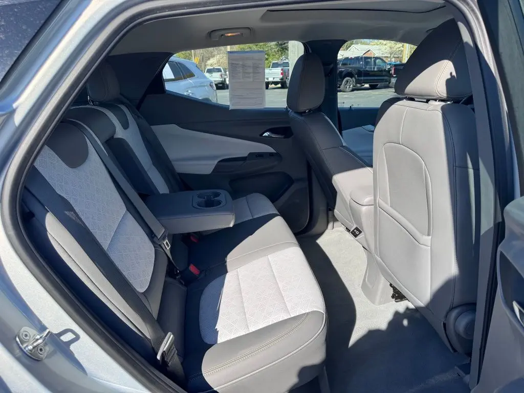 2023 Chevrolet Bolt - $22,000