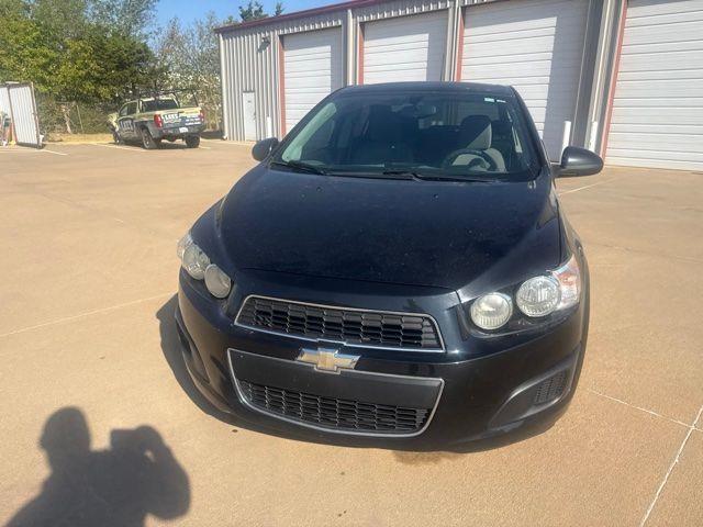 2016 Chevrolet Sonic LS Auto — photo 1 of 8