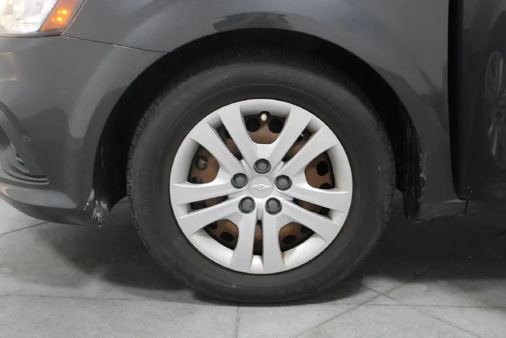 2019 Chevrolet Sonic - $10,288