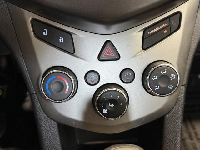 2016 Chevrolet Sonic - $8,311